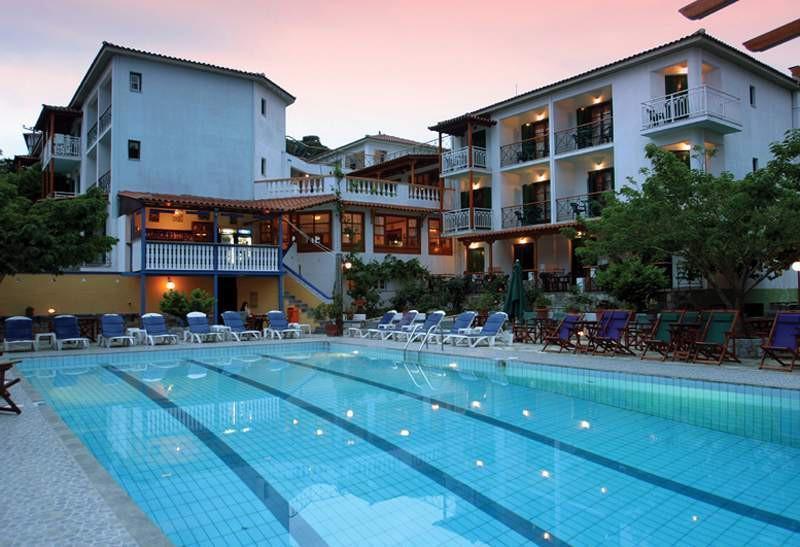 Ionia Hotel 2*