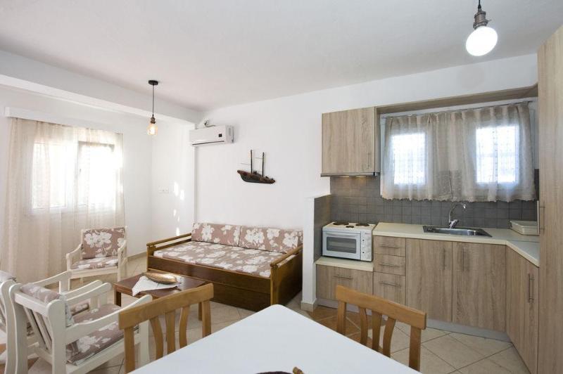 Finikas Apartment