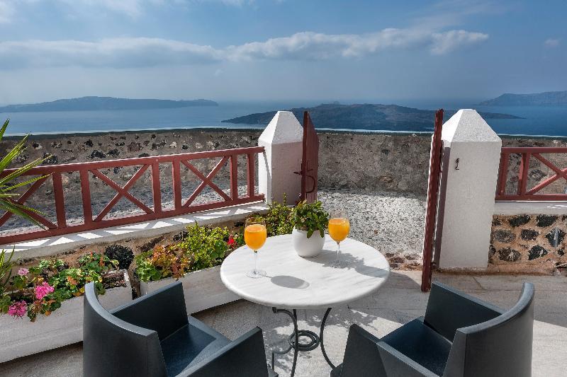 Aigialos Luxury Traditional Settlement Hotel 5*