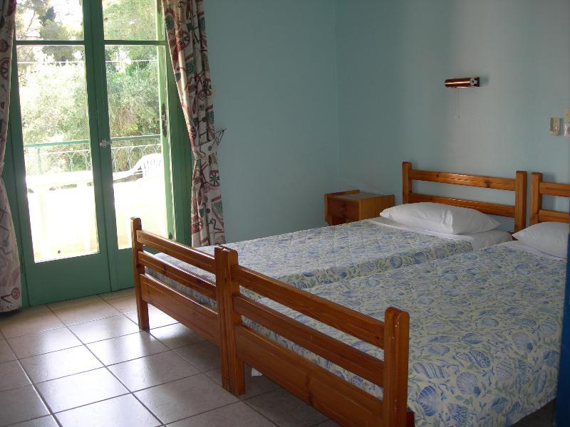 Karmar 2* Dassia (Corfu)