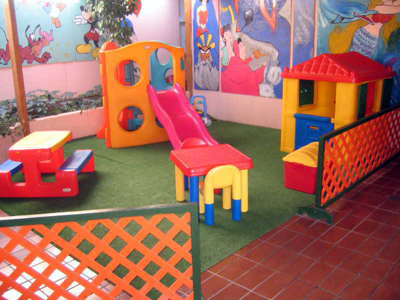 Caravel Aparthotel