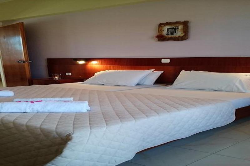 Aparthotel Dionysos 2*