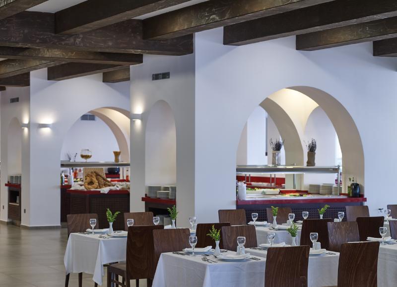 Hotel Atlantica Akti Zeus 4*