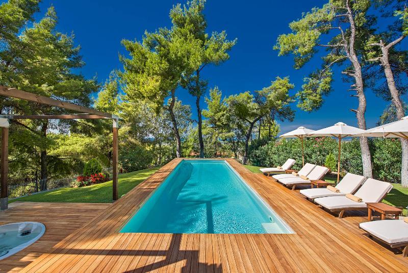 The White At Sani * Sani (Chalkidiki)
