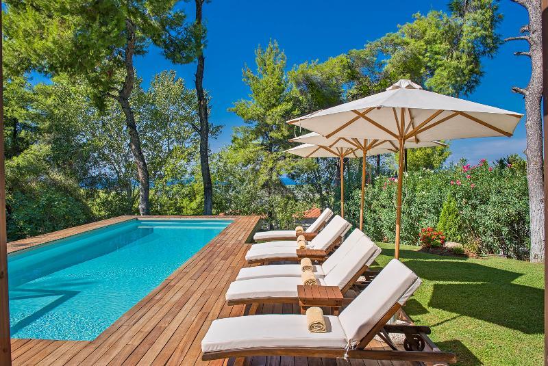 Apartment The White At Sani *