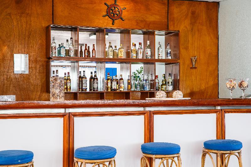 Hippocampus 3* Naousa (Paros)