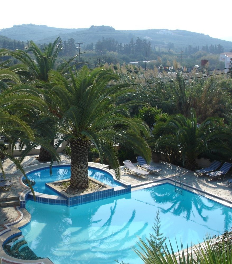 Aparthotel Maria 2*