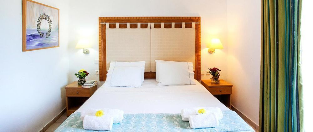 Aparthotel Fiorella Sea View 2*