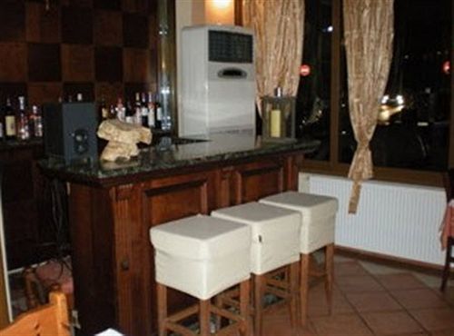 Hotel Stavrodromi *