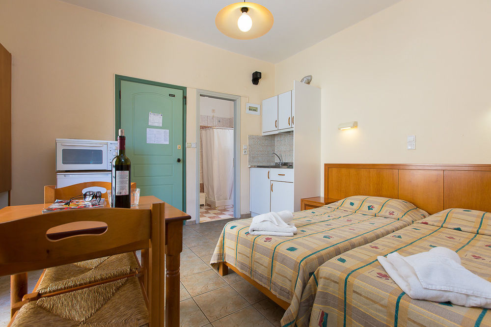 Aparthotel Eltina 2*