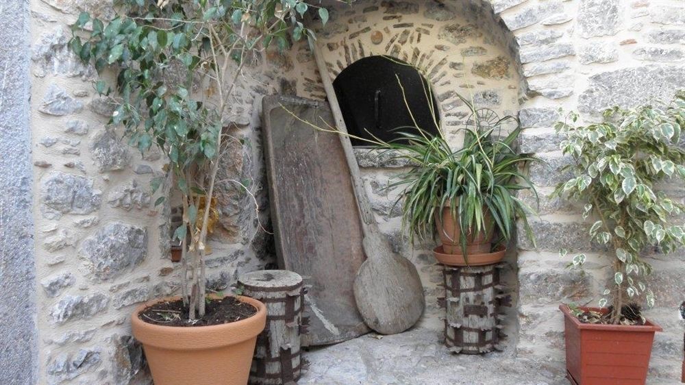 Apartment Anna Floradi *