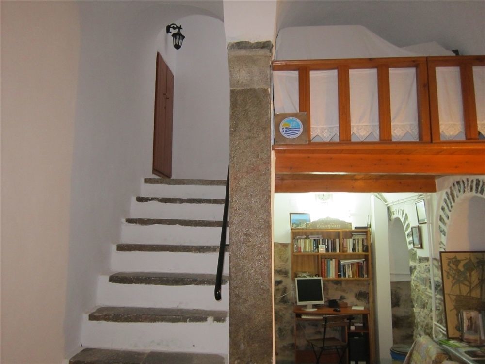 Apartment Anna Floradi *
