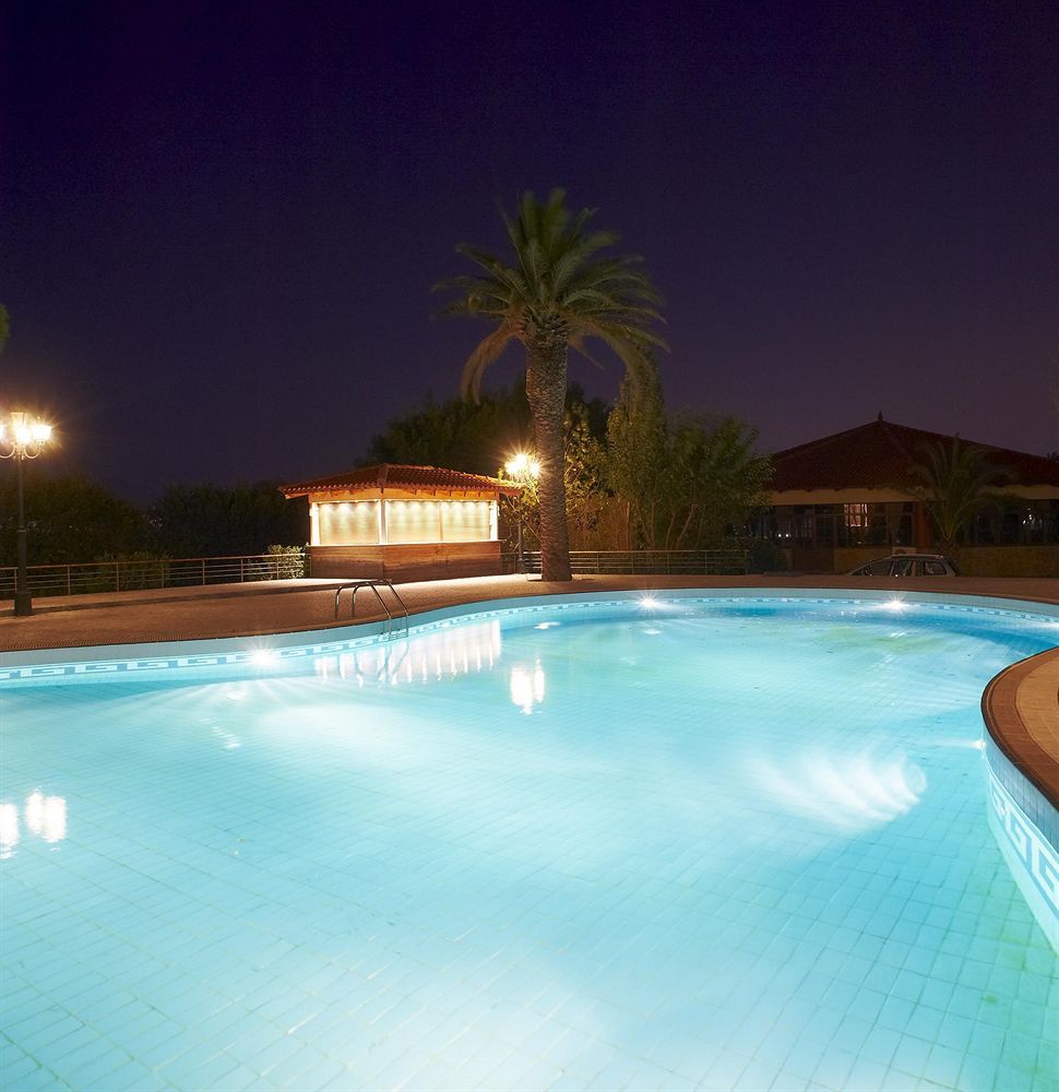 Hotel Acharnis Kavallari 2*