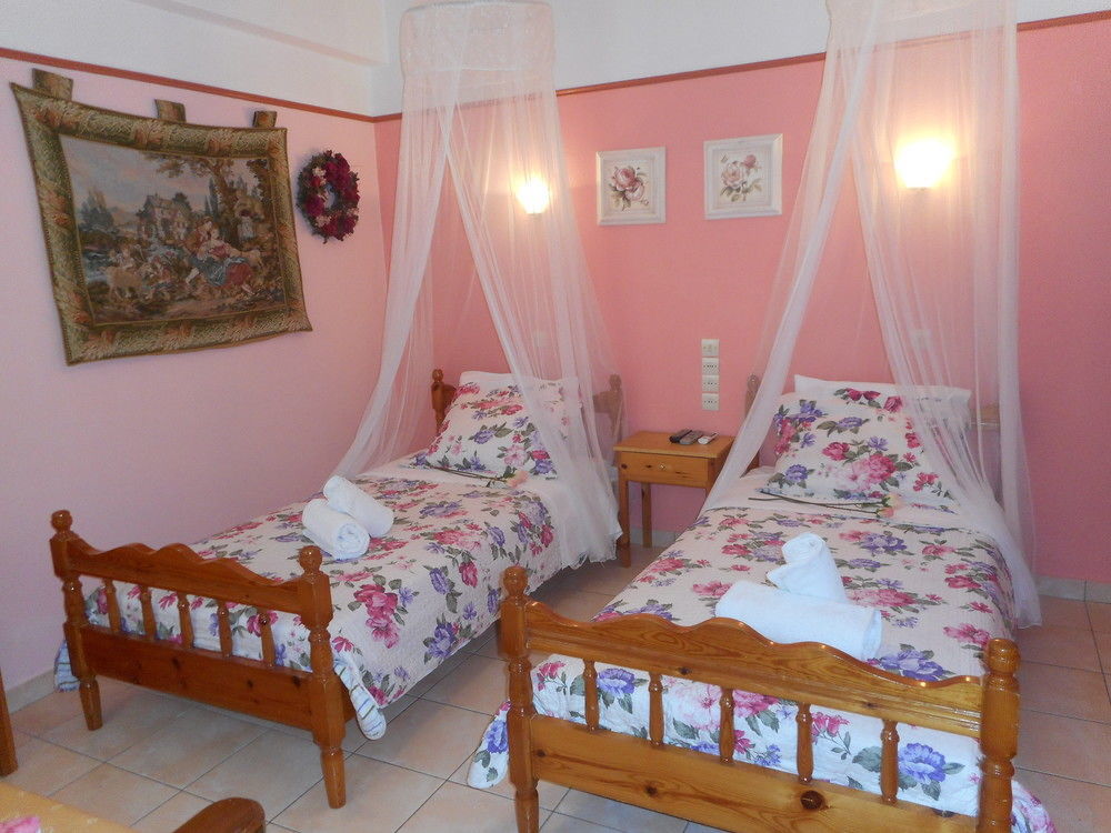 Guest house Galazios Kolpos 2*