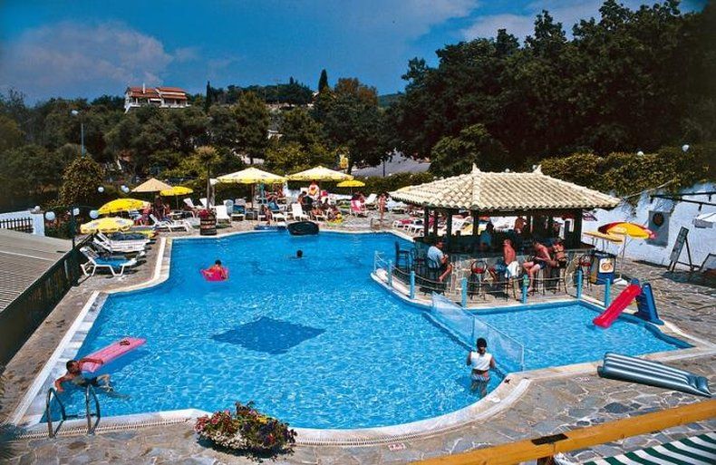 Aparthotel Corifo Village 3*