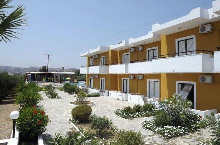 Aparthotel Manolis 2*