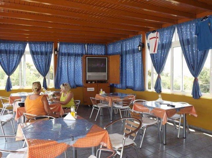 Aparthotel Manolis 2*
