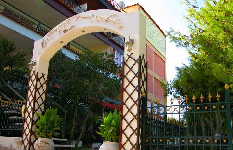 Hotel Les Amis 2*