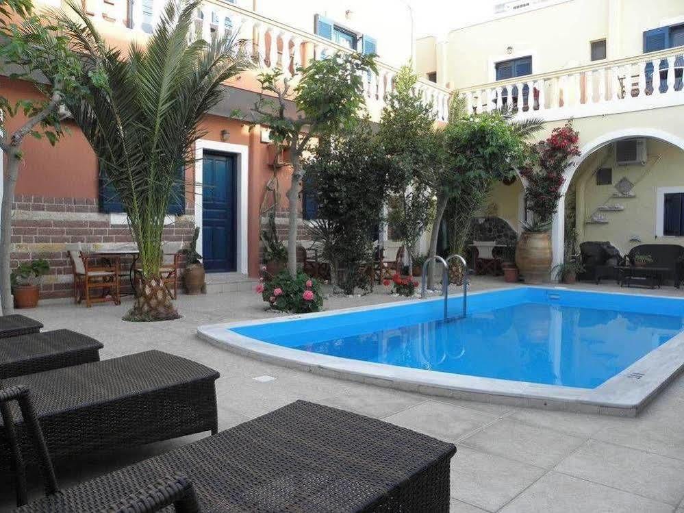 Hotel Danae 3*