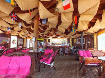 Aparthotel Golden - & 3*