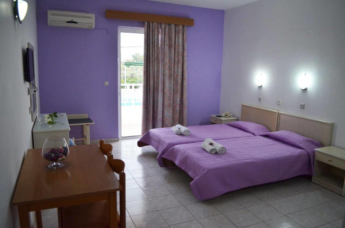 Aparthotel Memories 2*