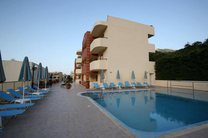 Apartment Elpis And *