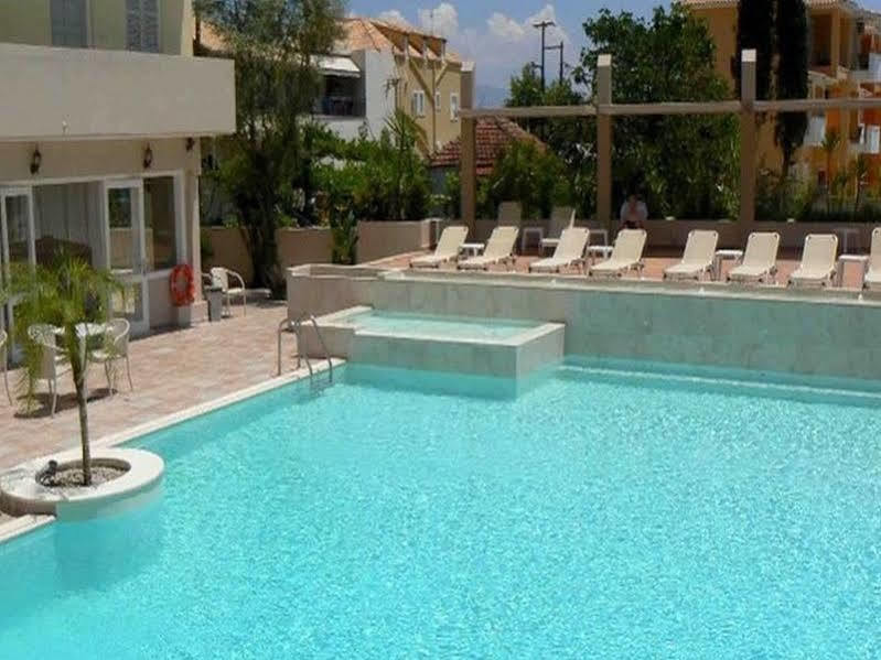 Aparthotel Happyland 2*