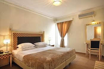 Loizos Stylish Residences 3* Fira (Santorini)