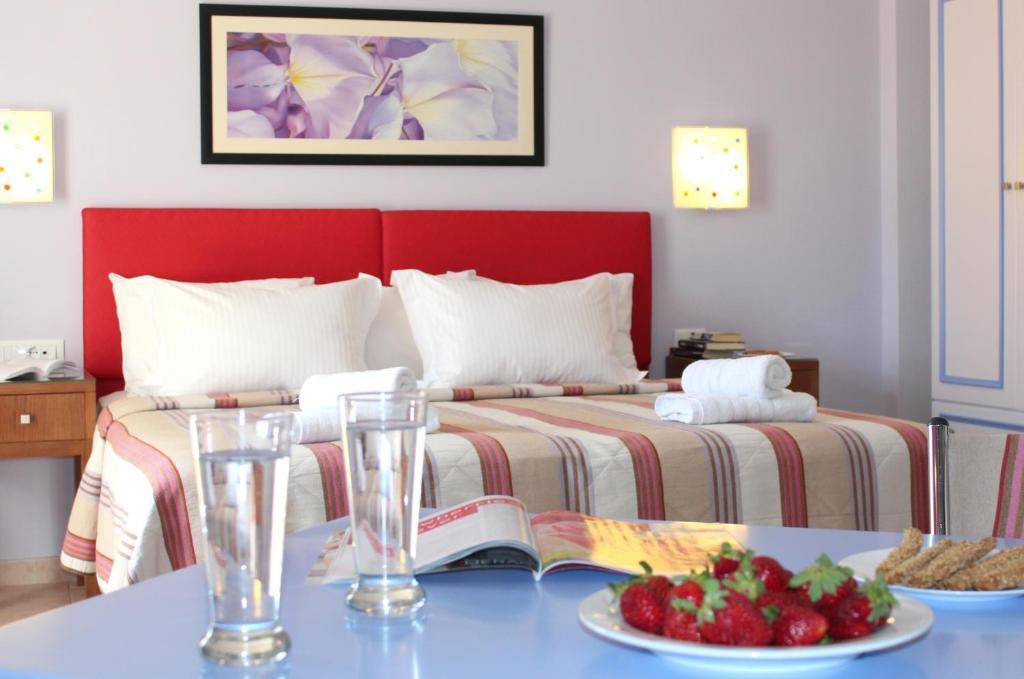 Amaryllis Hotel Tolo