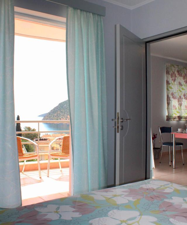 Amaryllis Hotel Tolo
