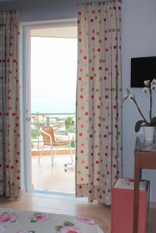Amaryllis Hotel 3*