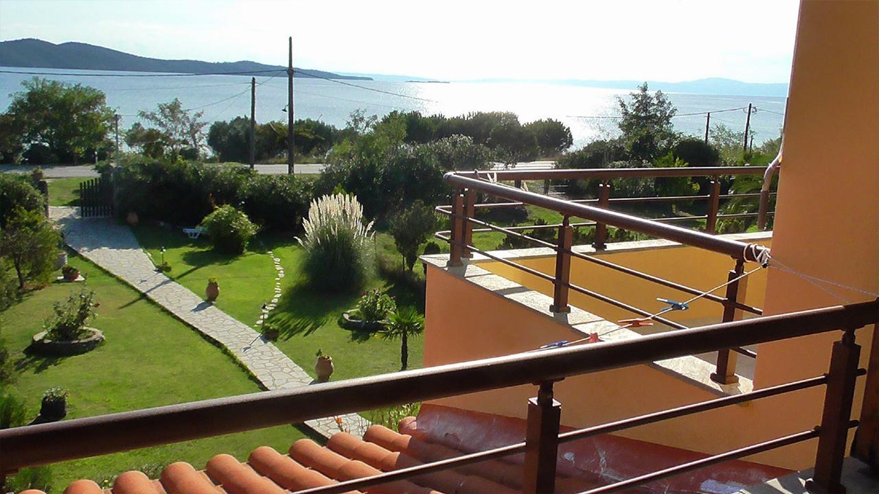 Aparthotel Tripiti *