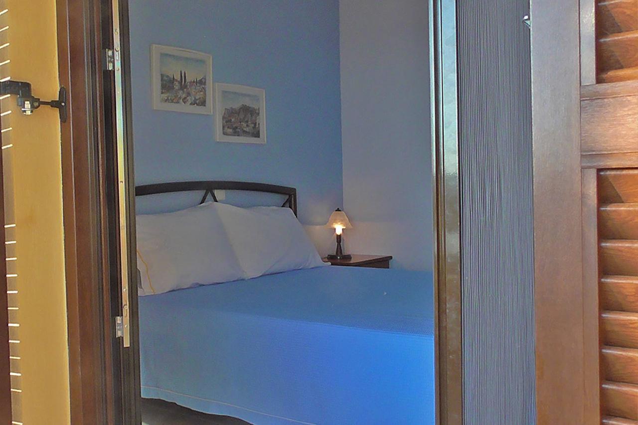 Aparthotel Tripiti *