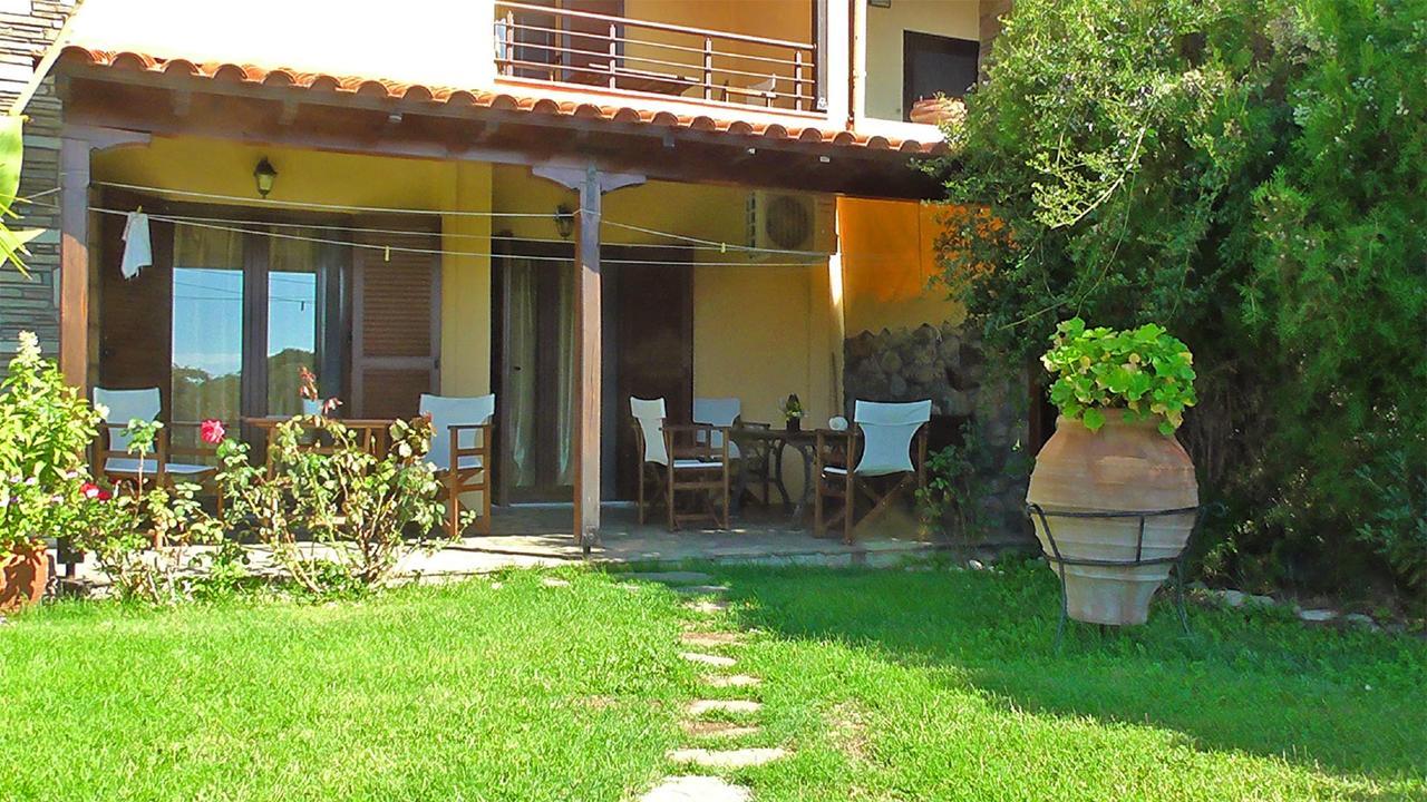 Aparthotel Tripiti *