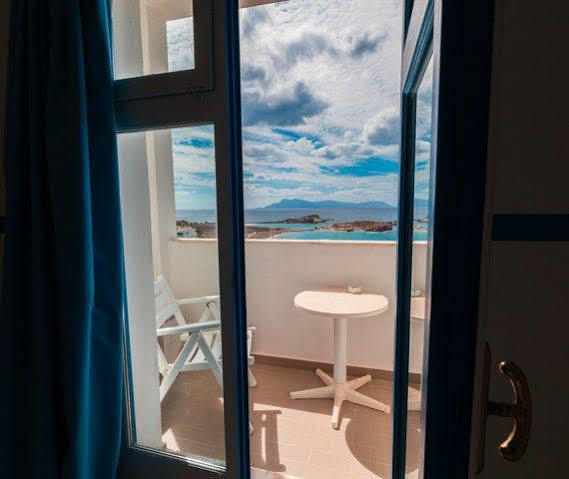 Hotel White Sands 3*
