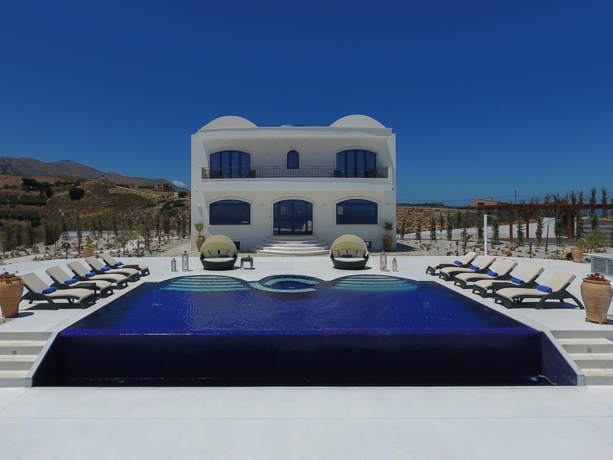 Villa Santorini, Wine Dark Sea *