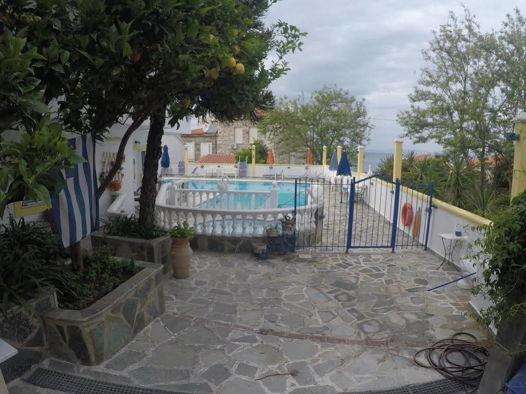 Zafiria * Agios Konstantinos (Samos)