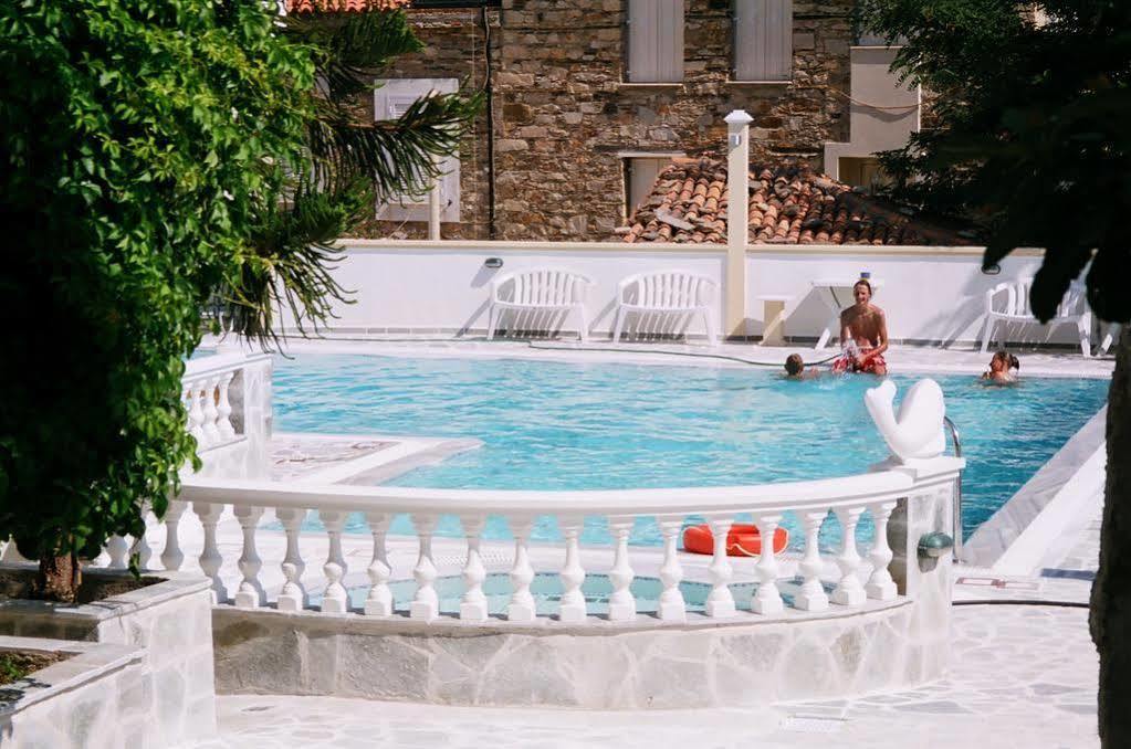 Apartment Zafiria *