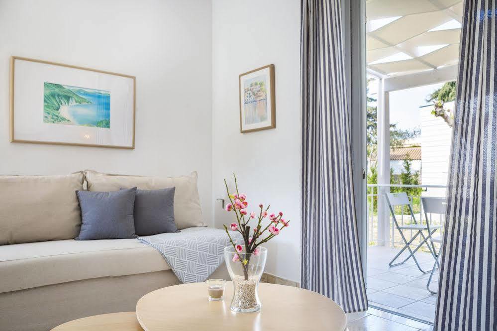 Hotel Cypress Garden 3*