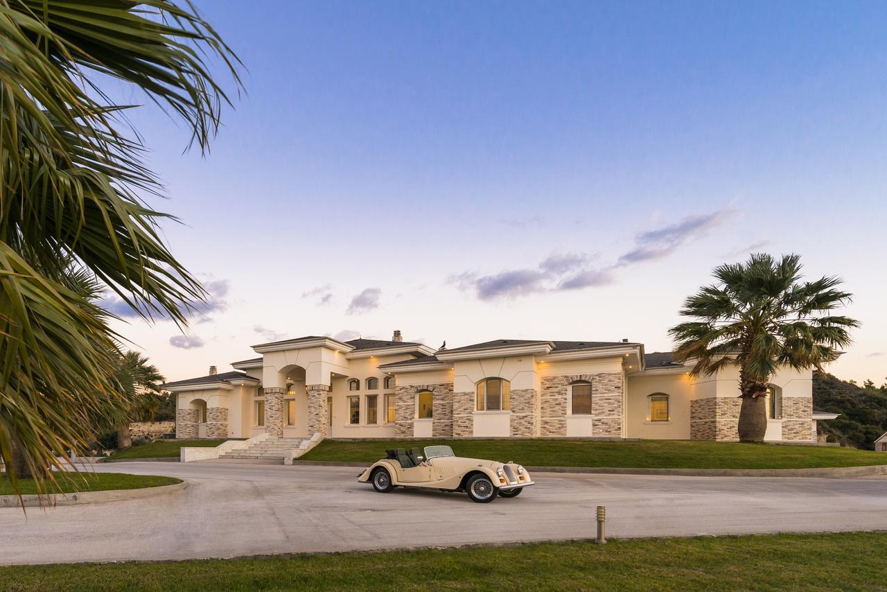 Villa Don Mansion *