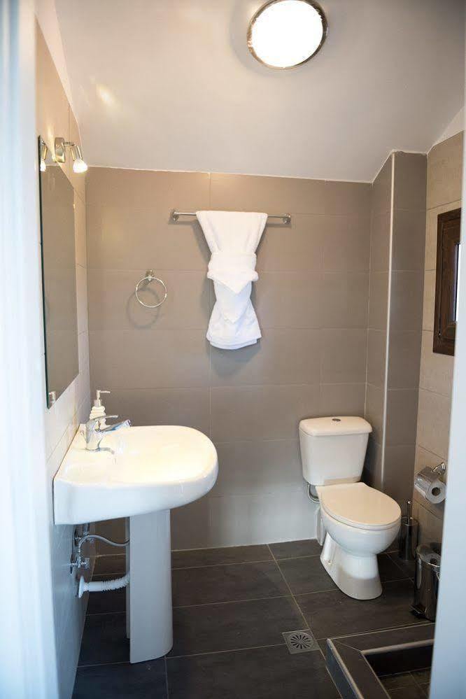 Hotel Hill 3*