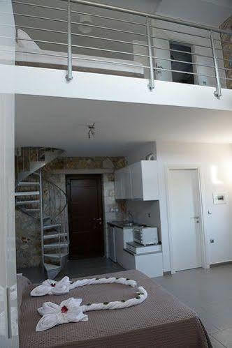 Hotel Hill 3*