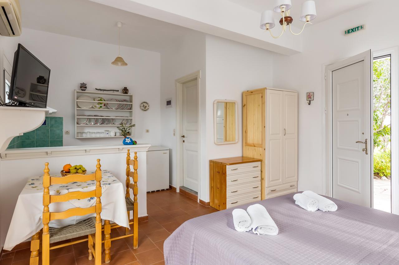 Thea 4* Panormos (Skopelos)