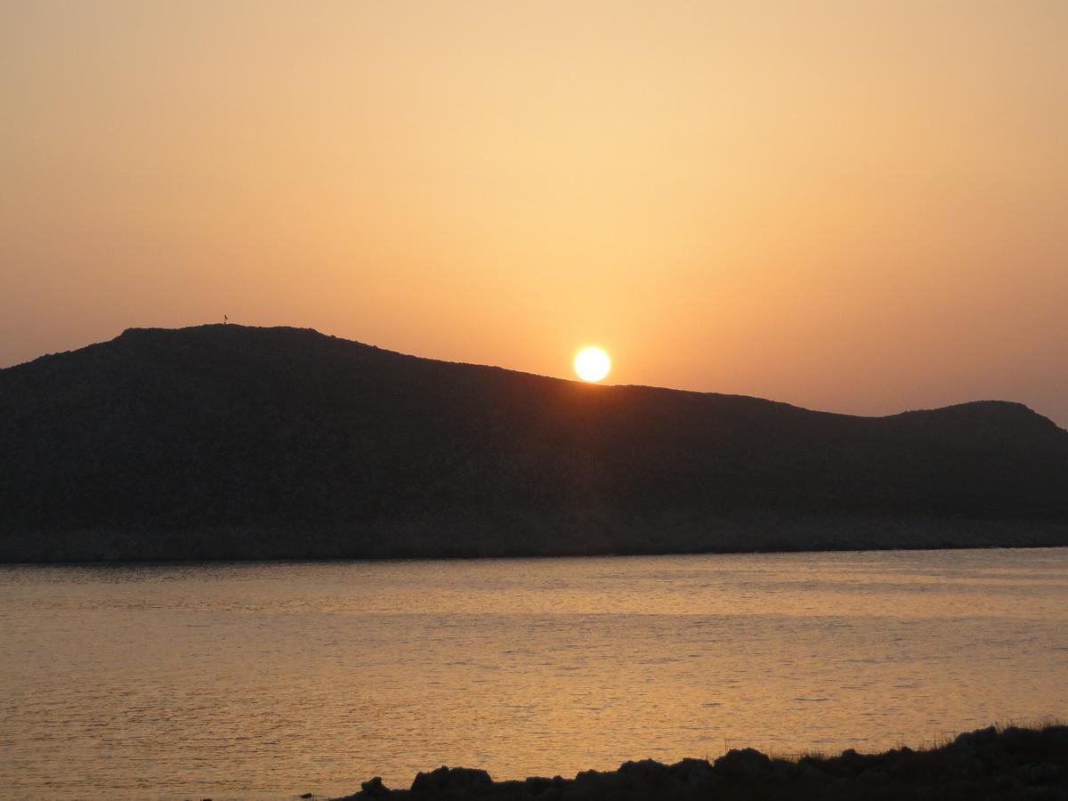 Cohili * Chalki Town