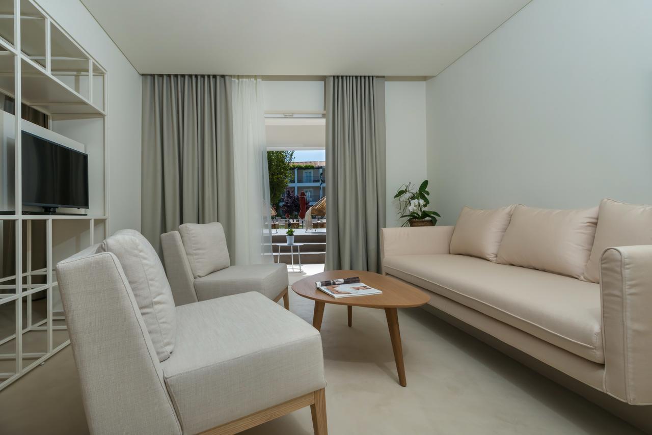 Bitzaro Grande & Hotel Kalamaki (Zakynthos)