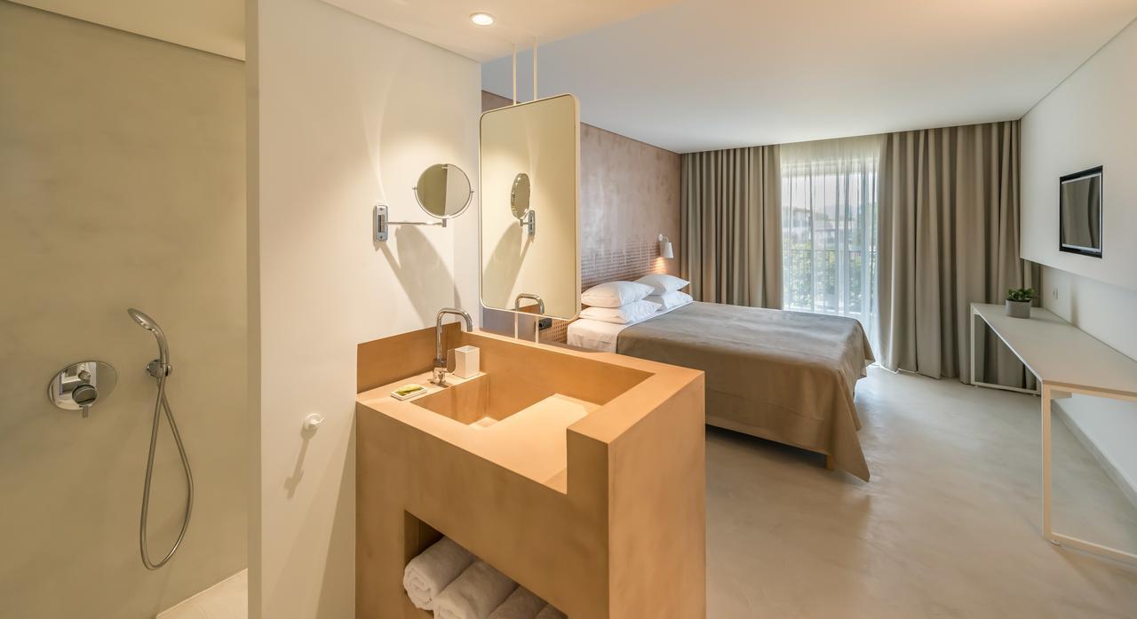 Hotel Bitzaro Grande & 3*