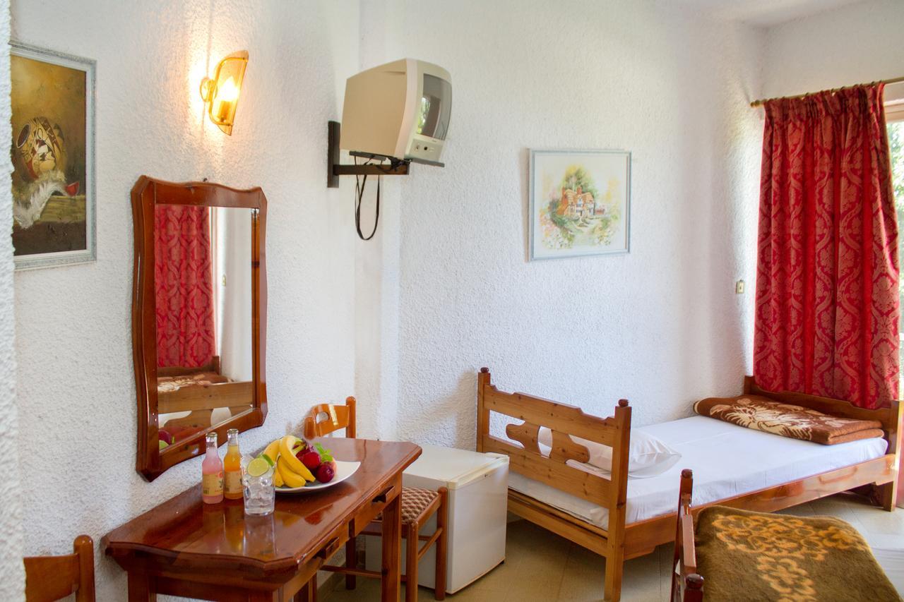 Hellas Aparthotel 2*
