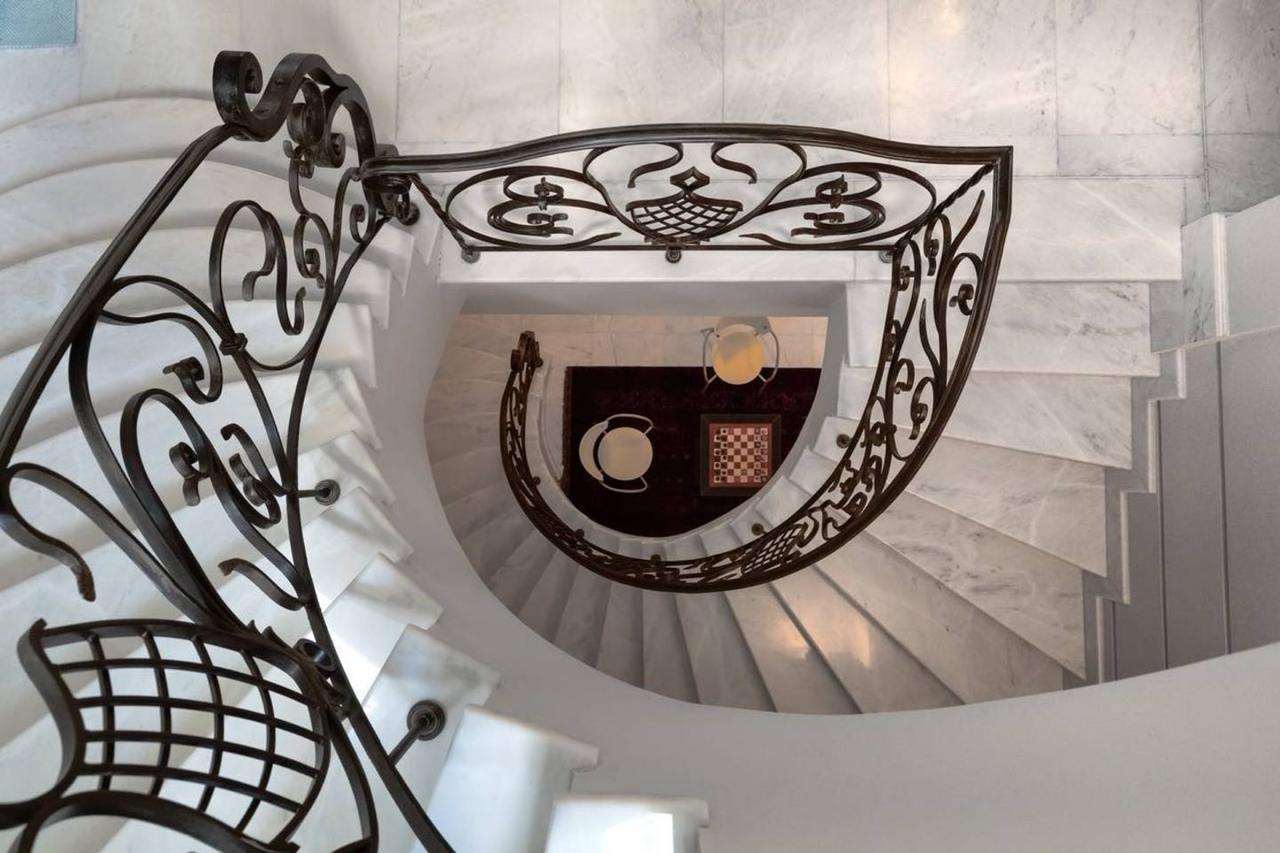 Thetis Athens Villa