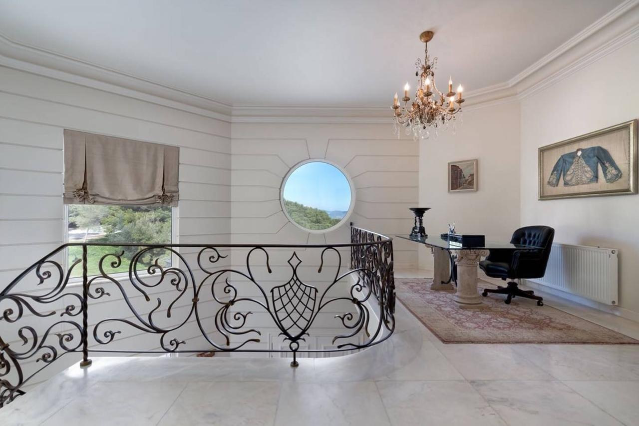 Thetis Athens Villa *