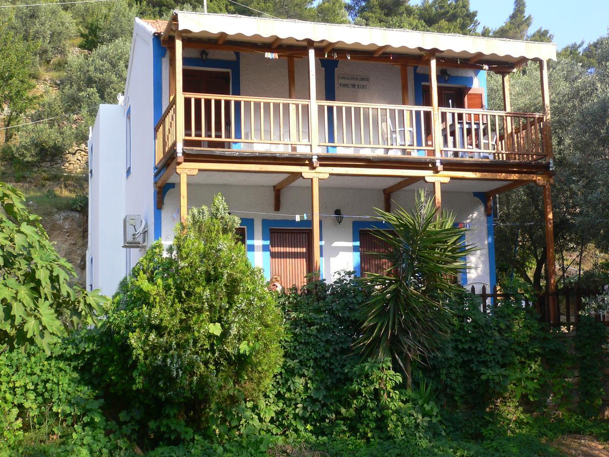Megalos Mourtias Apartment